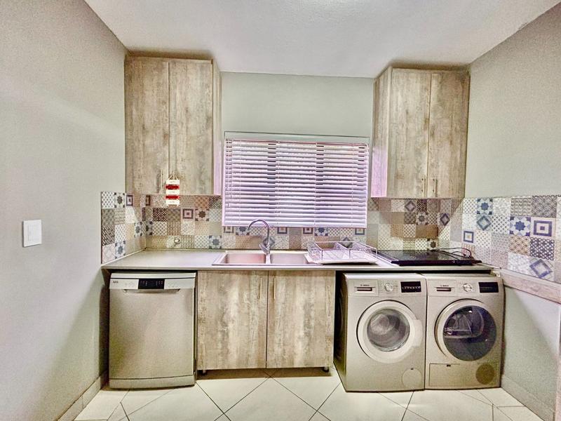 7 Bedroom Property for Sale in Melodie North West